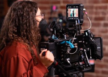 Laisa Mara Dos Santos: the Cinematographer behind “The Studio Assistant”