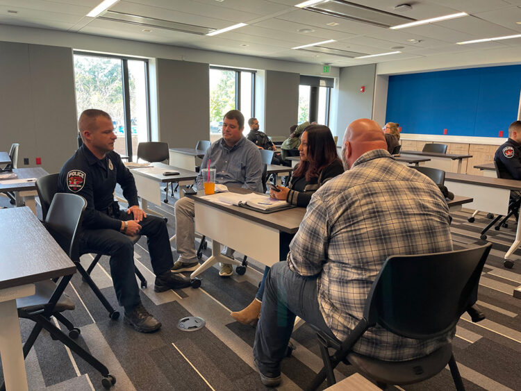 FirstNet, Built With AT&T, Teams With First H.E.L.P. to Support First Responders in Phoenix Area