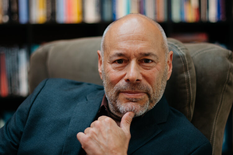 Michael Pariser Expands Online Teaching Initiatives